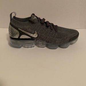 Nike Womens Air Vapormax Flyknit 2 942843-013 SZ 7